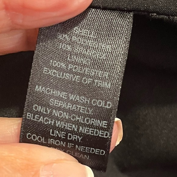 WHBM Black Front Ruffle Blazer Sz 8 EUC - Picture 3 of 8